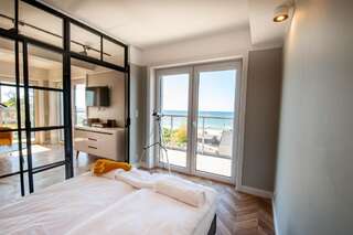 Отели типа «постель и завтрак» Al Mare - Apartamenty i pokoje Сарбиново Апартаменты Делюкс с балконом и видом на море-6